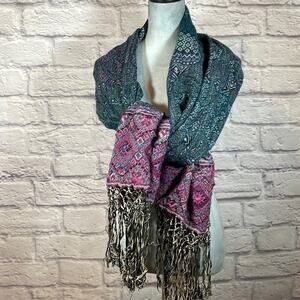 Vismaya wool blend scarf/wrap